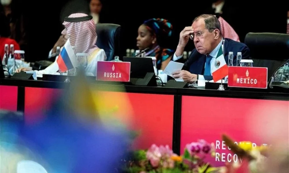 Στη σύνοδο της G20 ο Λαβρόφ αλλά για… λίγο! Έξαλλος από την «υποδοχή» των ΥΠΕΞ